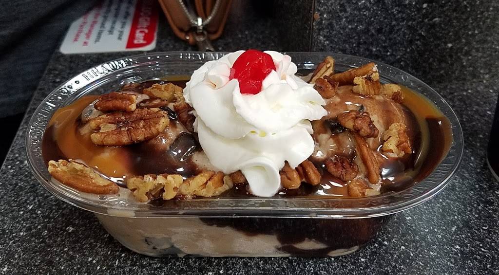 Braums Ice Cream & Burger Restaurant | restaurant | 1401 W Sunshine St, Springfield, MO 65803, USA | 4178631750 OR +1 417-863-1750