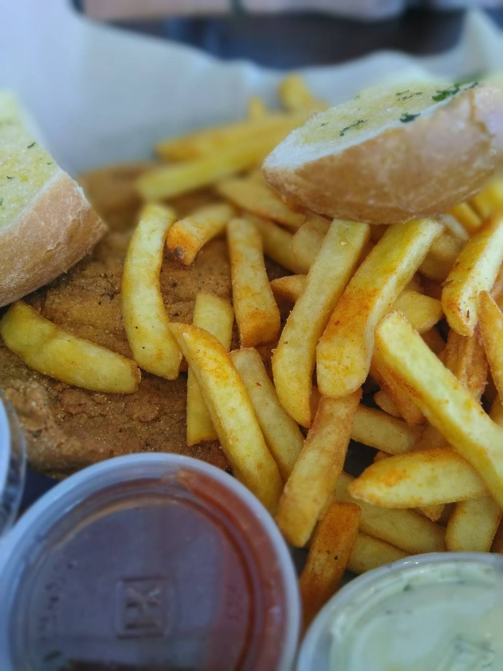 Henrys Crab Shack | restaurant | 901 W Spring Creek Pkwy, Plano, TX 75023, USA | 4697822831 OR +1 469-782-2831