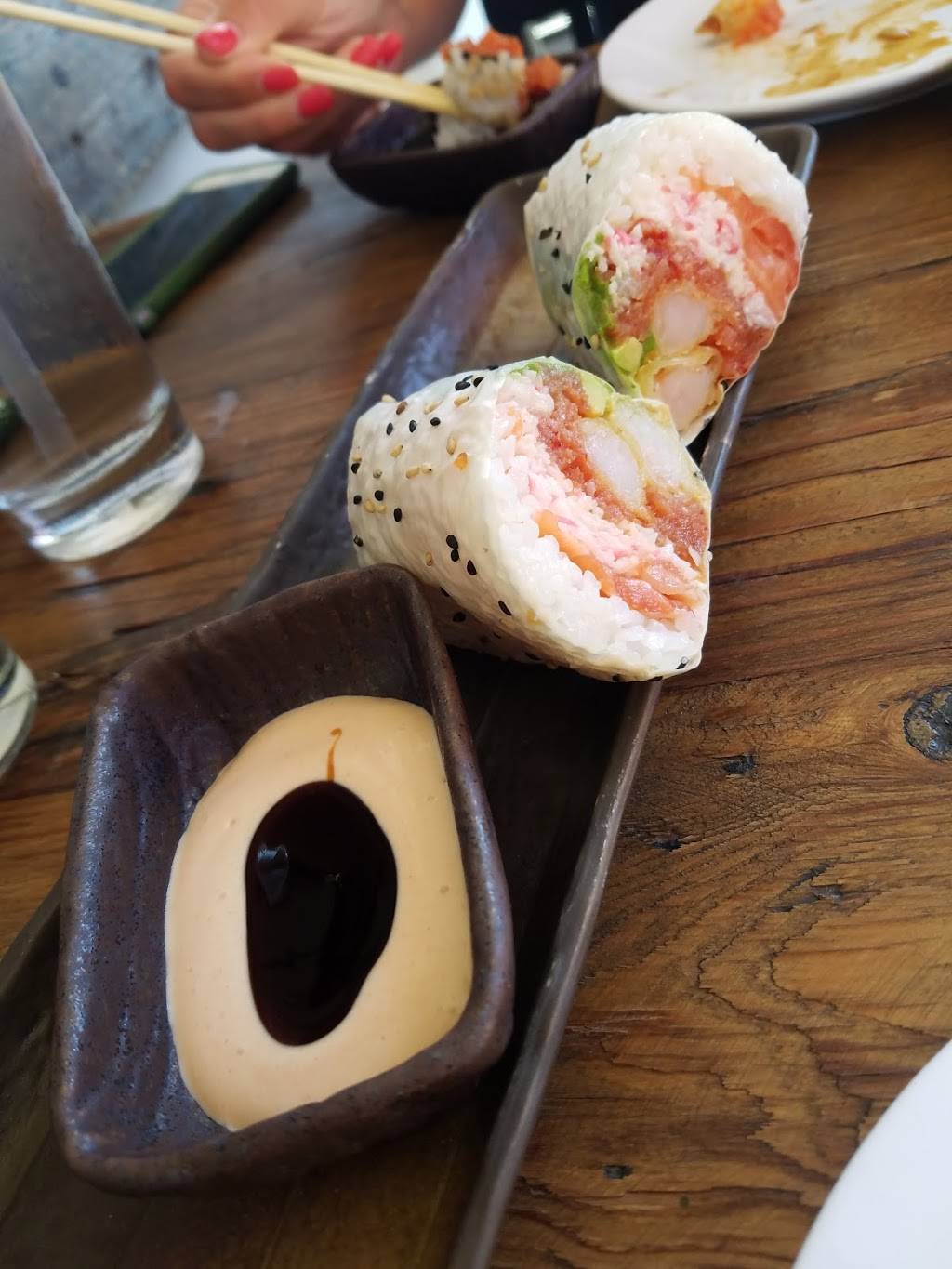 Yakuza Sushi | restaurant | 1700 Silver Lake Blvd, Los Angeles, CA 90026, USA | 3237418282 OR +1 323-741-8282