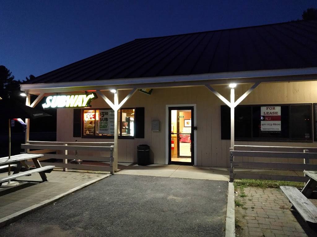 Subway | restaurant | 345 NH-104, New Hampton, NH 03256, USA | 6037445300 OR +1 603-744-5300