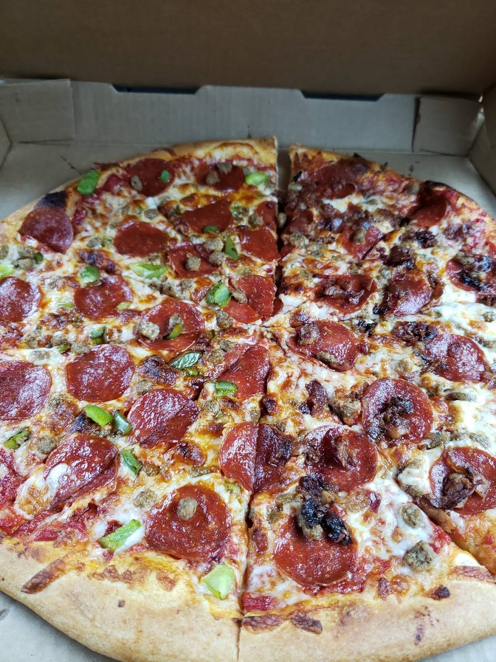 Vitos Pizza & Italian Restaurant | restaurant | 905 Aberdeen Rd, Hampton, VA 23666, USA | 7578384671 OR +1 757-838-4671