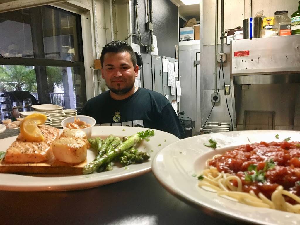 Fresh Scratch Bistro and Lounge | restaurant | 1940 Florida A1A, Indian Harbour Beach, FL 32937, USA | 3217572833 OR +1 321-757-2833