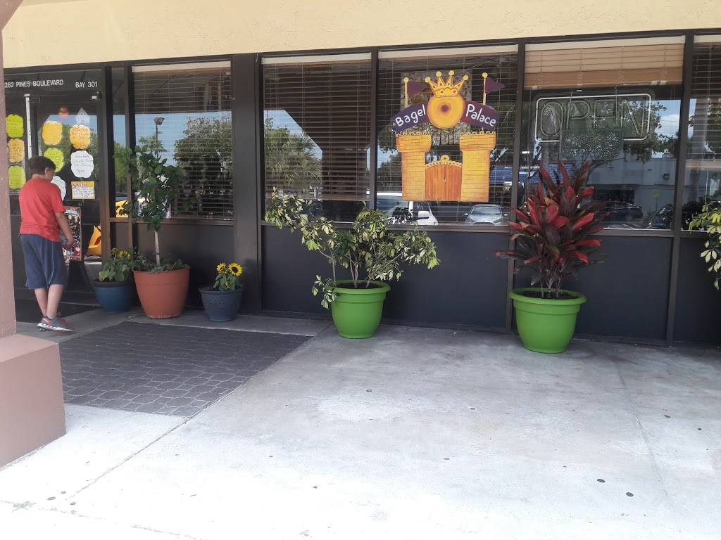 Bagel Palace | restaurant | 11282 Pines Blvd, Hollywood, FL 33026, USA | 9544373207 OR +1 954-437-3207