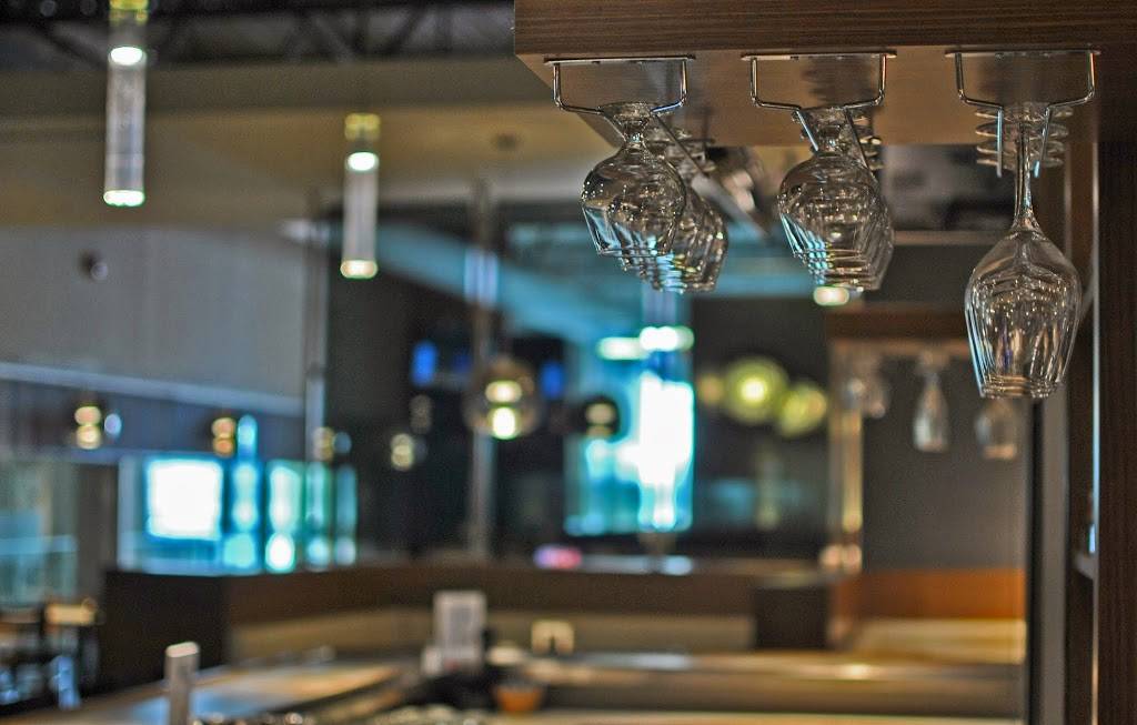 Restaurant Le Caucus Chambly | restaurant | 3000 Boulevard Fréchette, Chambly, QC J3L 6Z6, Canada | 4504473350 OR +1 450-447-3350