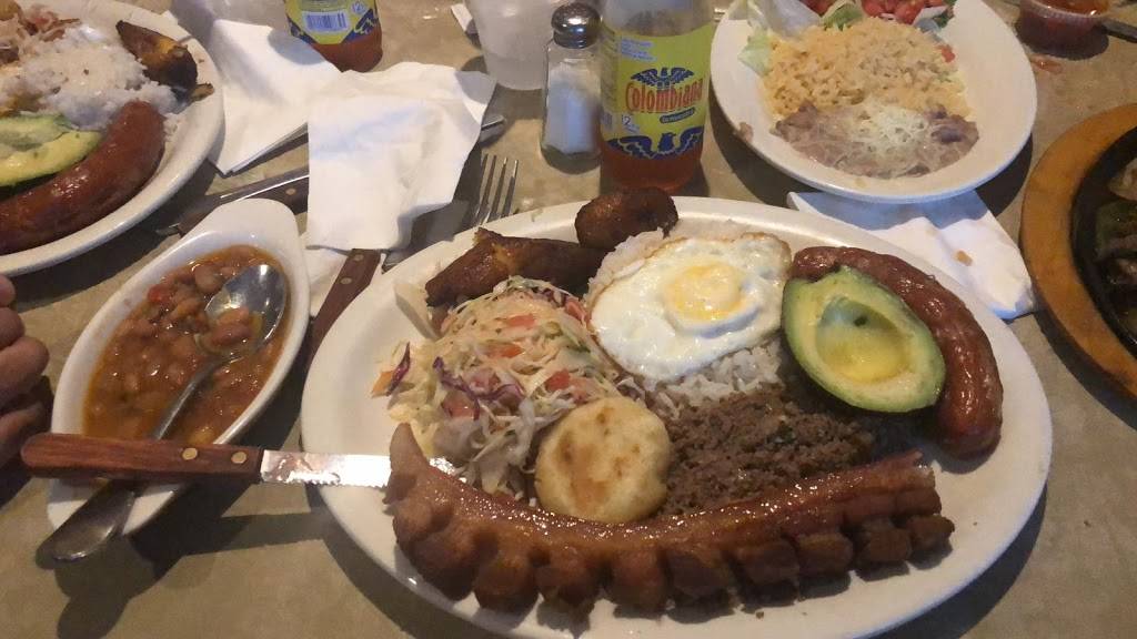 El Familiar | restaurant | 1246 NJ-166, Toms River, NJ 08753, USA | 7322406613 OR +1 732-240-6613