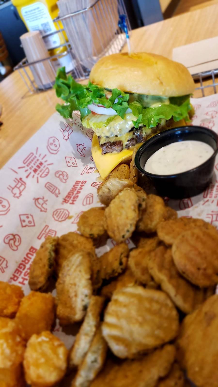 Smashburger | restaurant | 14059 Aldrich Ave S, Burnsville, MN 55337, USA | 9529554488 OR +1 952-955-4488