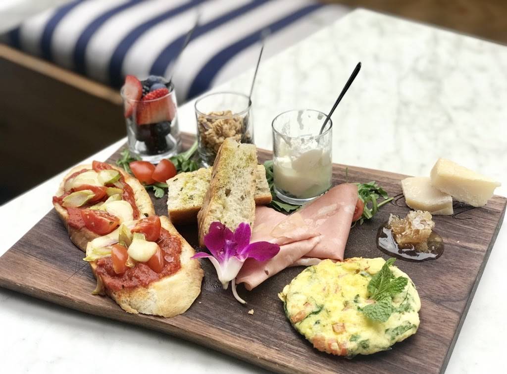 Mio Nonno Trattoria | restaurant | 2588 N Houston St ste 100, Dallas, TX 75219, USA | 9726395070 OR +1 972-639-5070