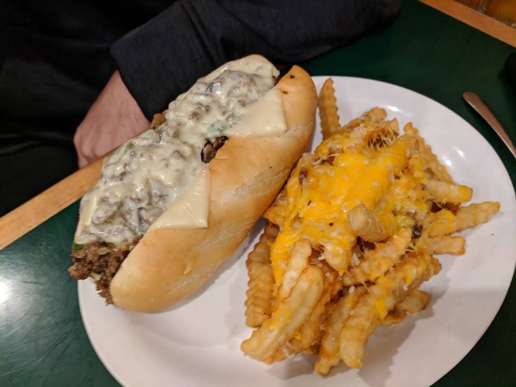 Gators Dockside Eustis | restaurant | 15241 US-441, Eustis, FL 32726, USA | 3523571255 OR +1 352-357-1255