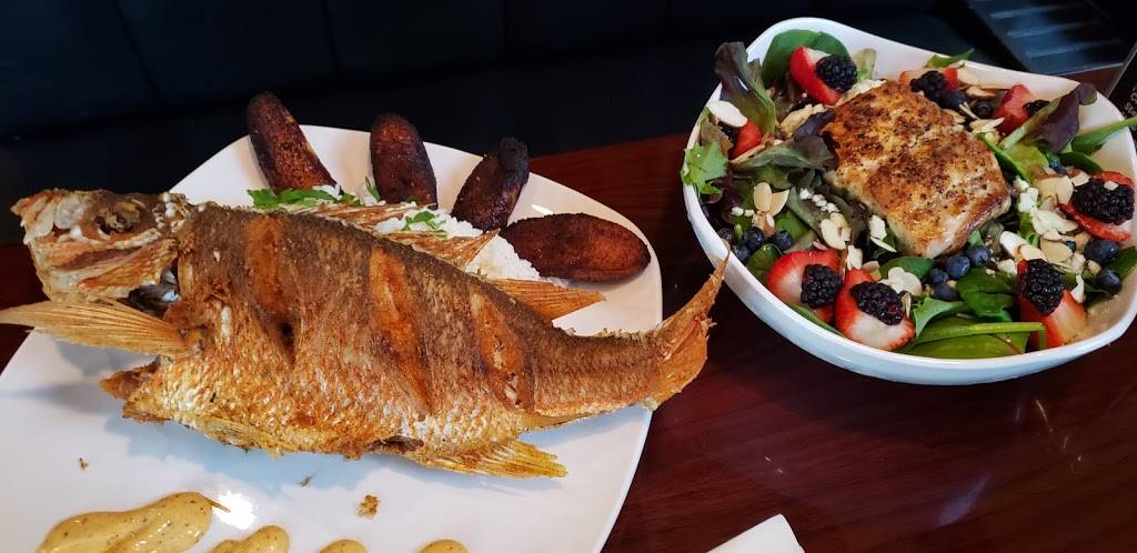 Hula Moon Tiki Grill | restaurant | 1900 Florida A1A, Indian Harbour Beach, FL 32937, USA | 3212414808 OR +1 321-241-4808