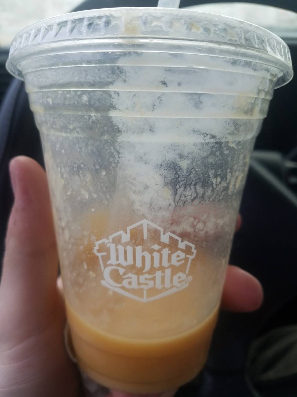 White Castle | restaurant | 153 E Morthland Dr, Valparaiso, IN 46383, USA | 2194775535 OR +1 219-477-5535