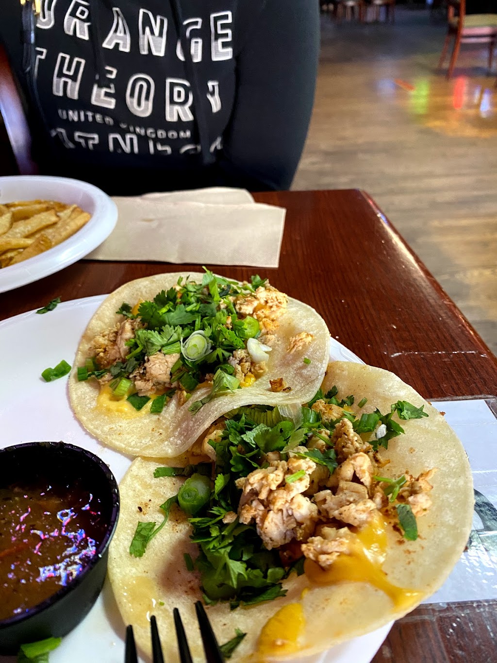 The Little Chicken Spot | restaurant | 106 S 3rd St, Williams, AZ 86046, USA | 9284323044 OR +1 928-432-3044