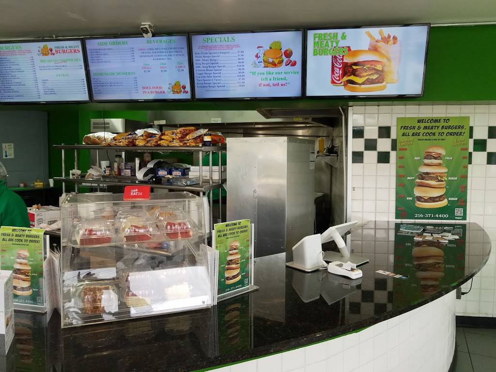 Fresh & Meaty Burgers | restaurant | 13187 Cedar Rd, Cleveland Heights, OH 44118, USA | 2163714400 OR +1 216-371-4400