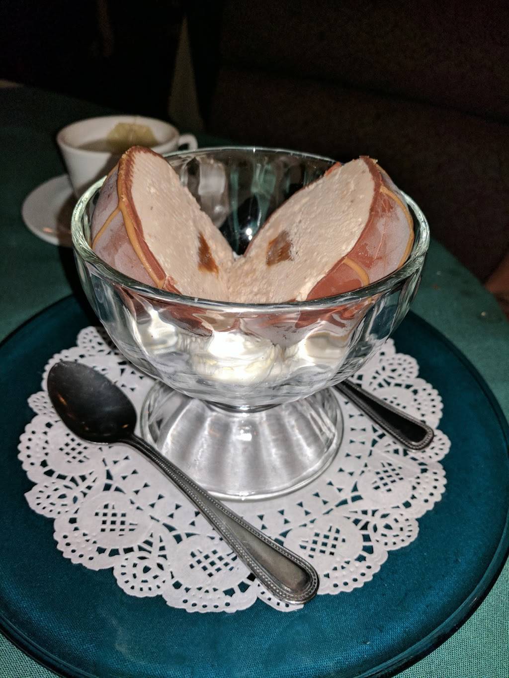 Bartons Steak & Seafood | restaurant | 1627 E Los Angeles Ave, Simi Valley, CA 93065, USA | 8059559997 OR +1 805-955-9997