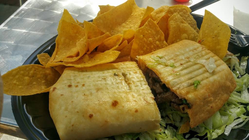Tijuana Flats | restaurant | 2217 Edgewater Dr, Orlando, FL 32804, USA | 4074254762 OR +1 407-425-4762