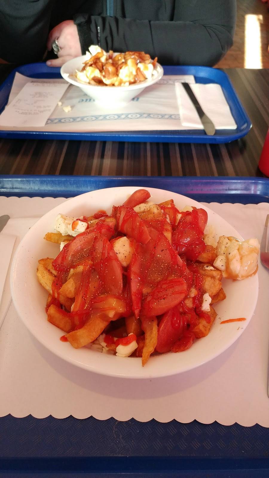 Restaurant La Place | restaurant | 20 St Jacques S, Coaticook, QC J1A 2N7, Canada | 8198496123 OR +1 819-849-6123