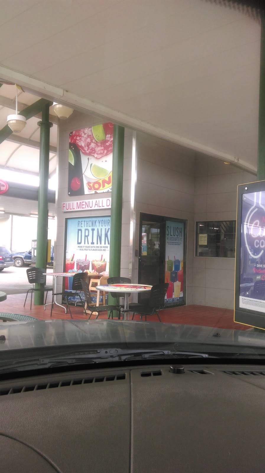 Sonic Drive-In | restaurant | 729 TN-100, Centerville, TN 37033, USA | 9317299113 OR +1 931-729-9113