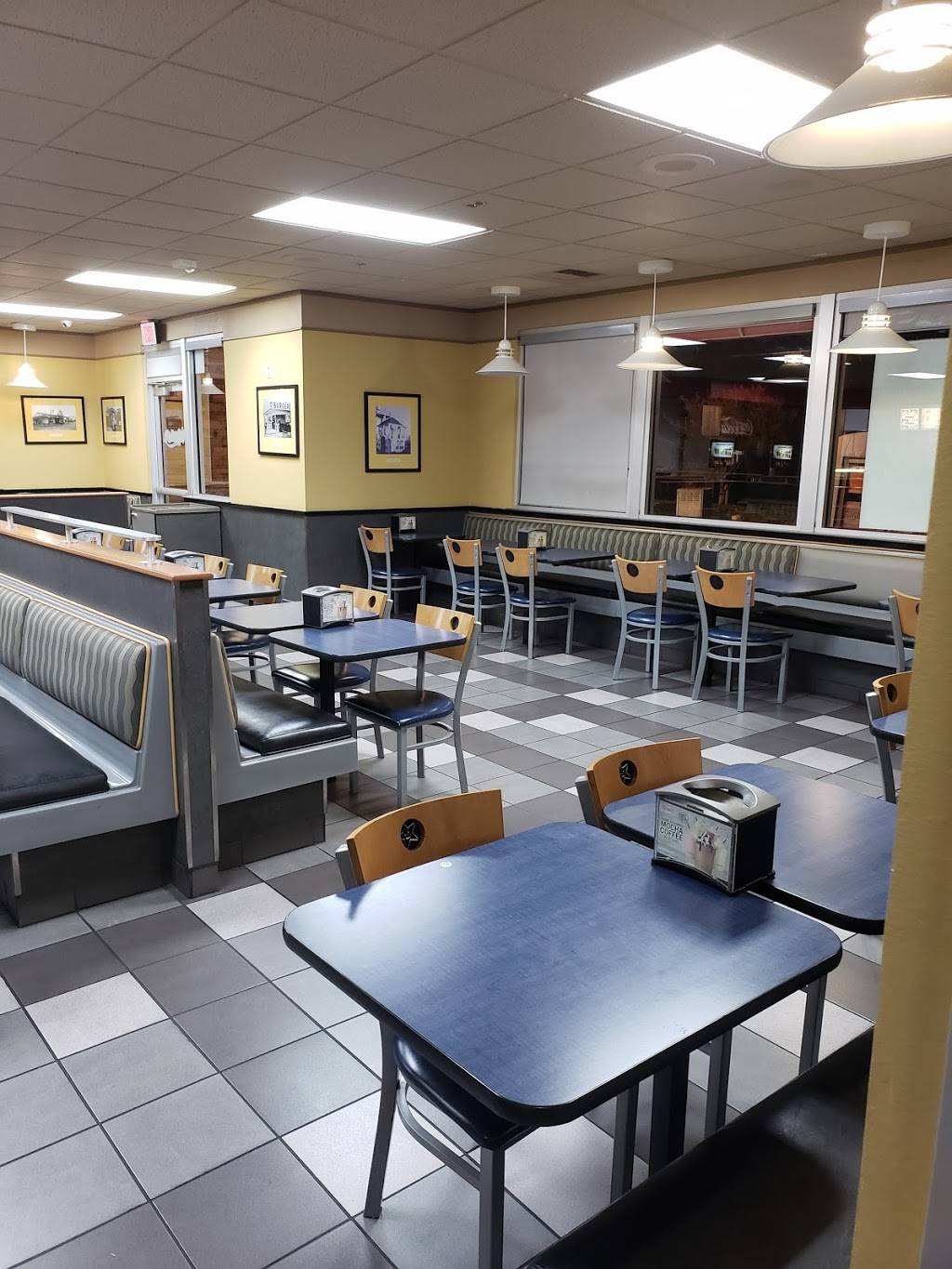 Carls Jr. | restaurant | 2515 Iron Point Rd, Folsom, CA 95630, USA | 9169830461 OR +1 916-983-0461