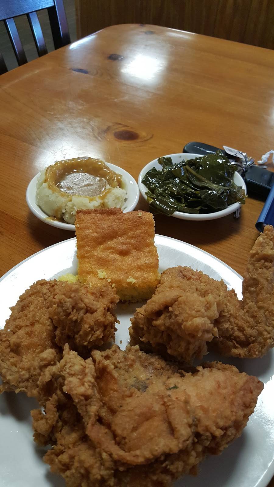 Shut Em Down Authentic Southern Restaurant | restaurant | 6315 San Juan Ave, Jacksonville, FL 32210, USA | 9045031979 OR +1 904-503-1979