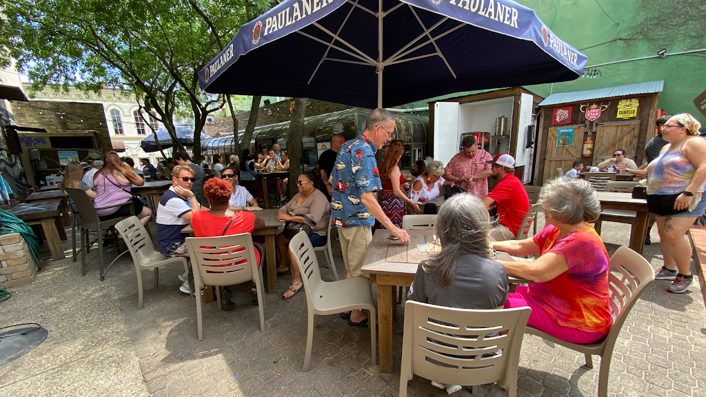 Taste of the Strand Food Tour, Galveston Island | restaurant | 2016 Strand St, Galveston, TX 77550, USA | 4095995425 OR +1 409-599-5425