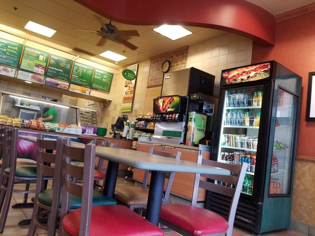 Subway | restaurant | 5673 E Kings Canyon Rd, Fresno, CA 93727, USA | 5592526775 OR +1 559-252-6775