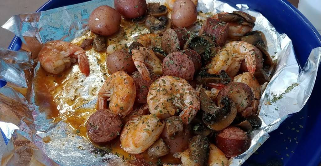 Crackn Crab | restaurant | 311 University Blvd ste 300, Round Rock, TX 78665, USA | 5125513411 OR +1 512-551-3411