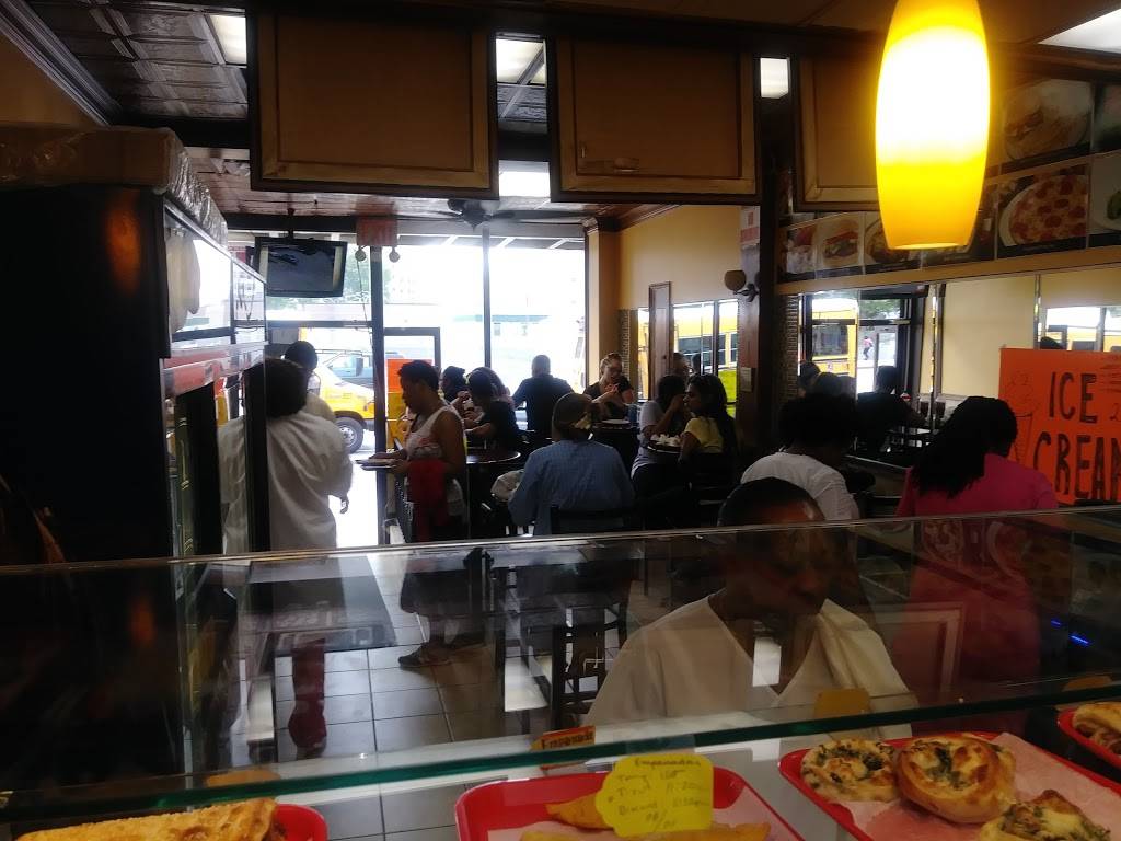 D Angelos Pizza | restaurant | 8237 164th St, Jamaica, NY 11432, USA | 7183808900 OR +1 718-380-8900