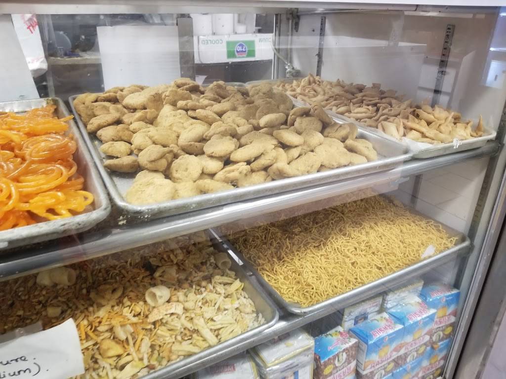 New India Sweets & Spices | restaurant | 1247 S Fairfax Ave, Los Angeles, CA 90019, USA | 3239366736 OR +1 323-936-6736