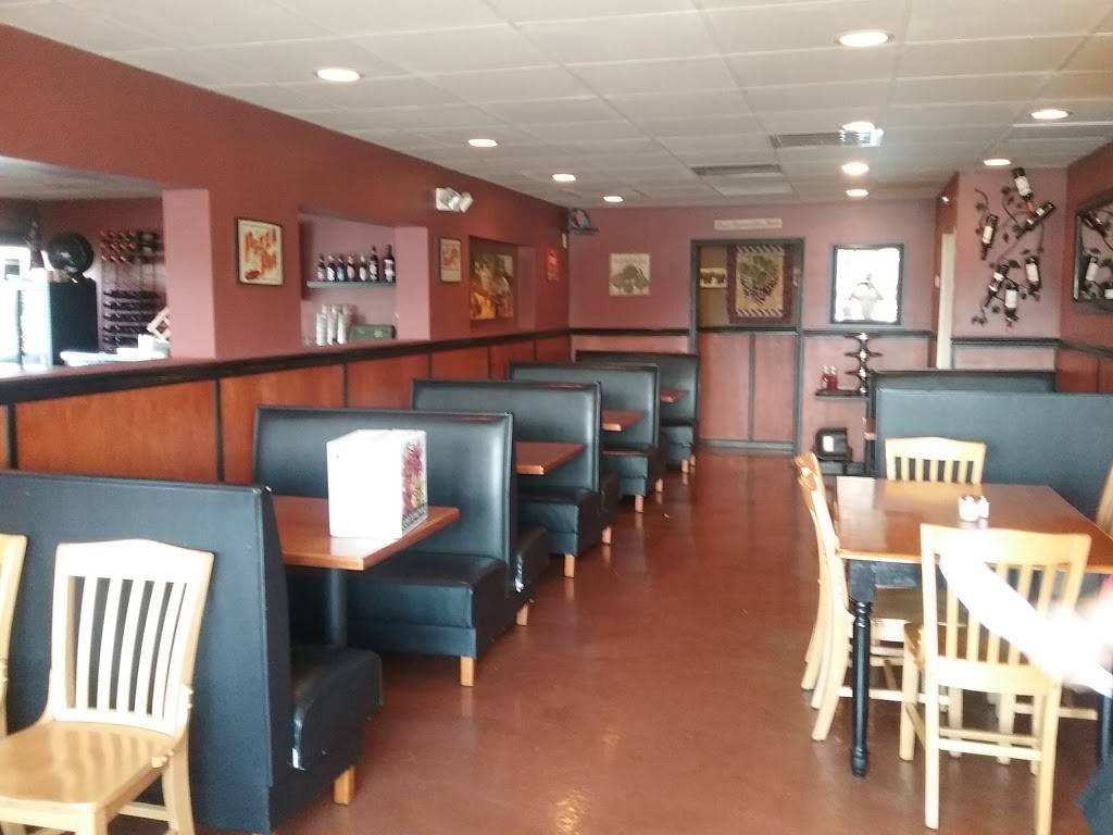 Neighborhood Italian Kitchen | restaurant | 1202 Berryville Ave, Winchester, VA 22601, USA | 5406867292 OR +1 540-686-7292