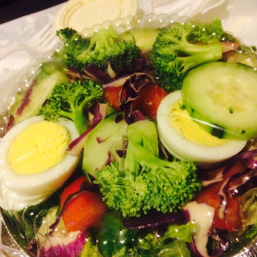 Chester Family Pizza | restaurant | 5504 Chester Ave, Philadelphia, PA 19143, USA | 2157270441 OR +1 215-727-0441