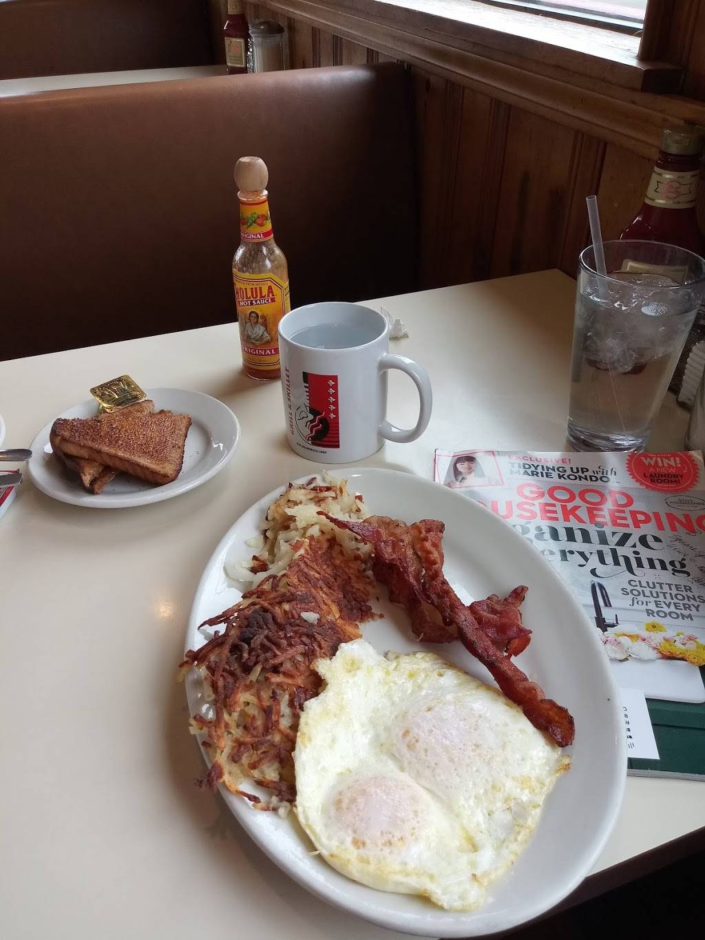 Grill & Skillet Diner | restaurant | 2924 E Main St, Columbus, OH 43209, USA | 6142311702 OR +1 614-231-1702