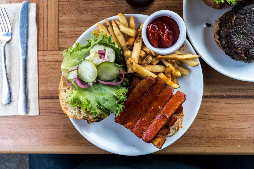 Sweet Grass Grill | restaurant | 24 Main St, Tarrytown, NY 10591, USA | 9146310000 OR +1 914-631-0000