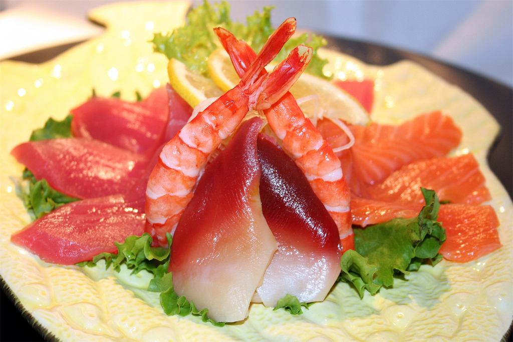 Akatsuki Sushi Bar | meal takeaway | 242 S Water St, Silverton, OR 97381, USA | 5038744135 OR +1 503-874-4135