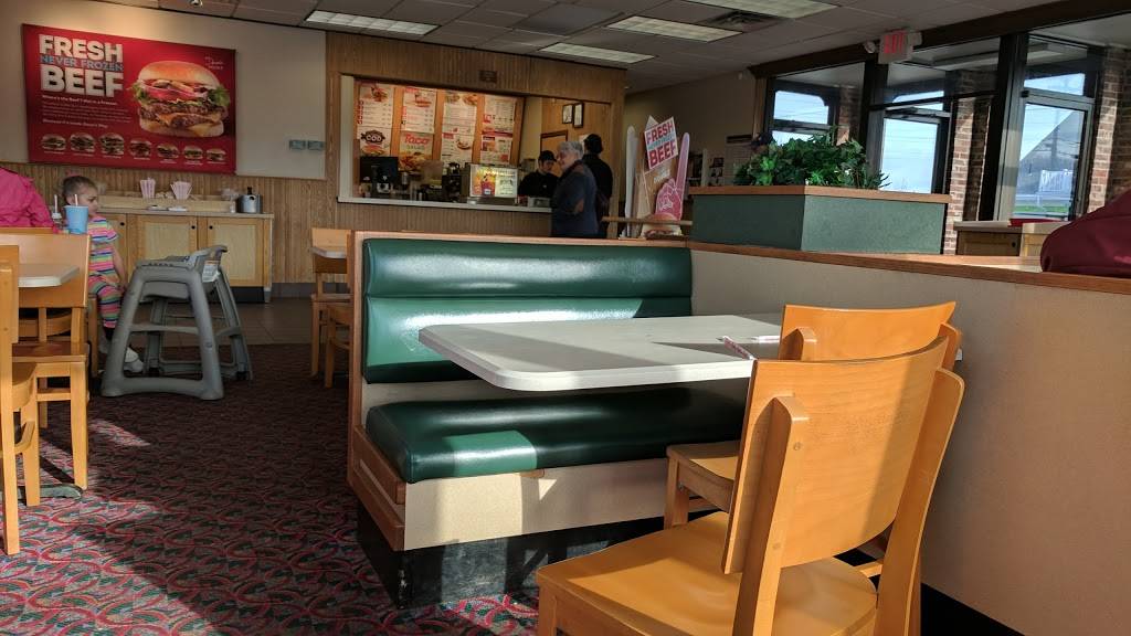 Wendys | restaurant | 133 Center St, Auburn, ME 04210, USA | 2077824572 OR +1 207-782-4572