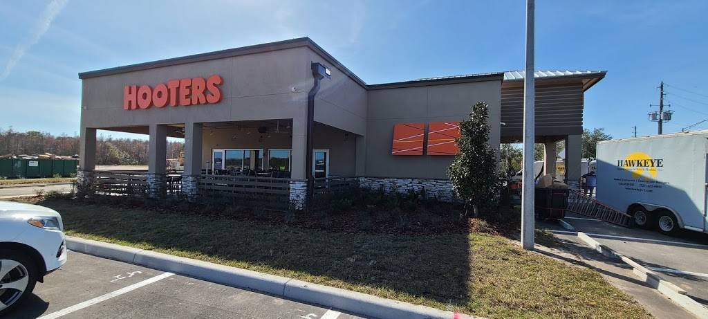 Hooters | meal takeaway | 16070 FL-54, Odessa, FL 33556, USA | 8139201183 OR +1 813-920-1183