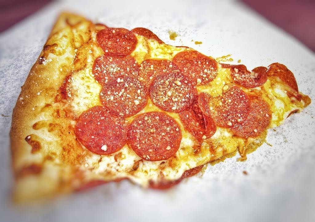 Mama Mias Pizzeria | restaurant | 706 E Wallace St, Orlando, FL 32809, USA | 4078516001 OR +1 407-851-6001