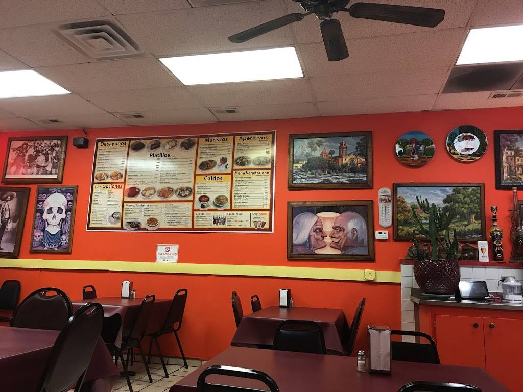 El Muchacho Alegre | restaurant | 3036 N Pulaski Rd, Chicago, IL 60641, USA | 7736851440 OR +1 773-685-1440