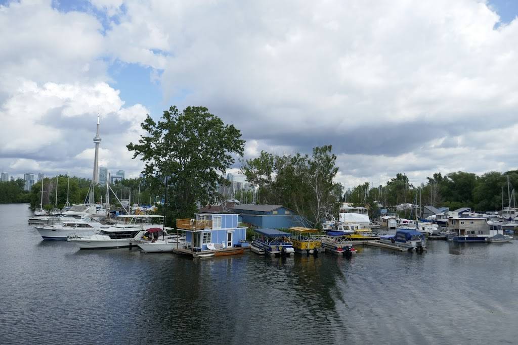Toronto Island Marina | restaurant | 1 Avenue of the Island, Toronto, ON M5J 2W2, Canada | 4162031055 OR +1 416-203-1055
