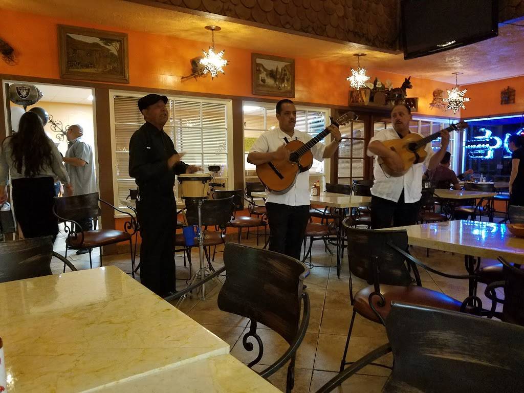 Jaliscos Mexican Restaurant (Lo Mejor De Jalisco) | restaurant | 271 E Channel Islands Blvd, Port Hueneme, CA 93041, USA | 8053820731 OR +1 805-382-0731