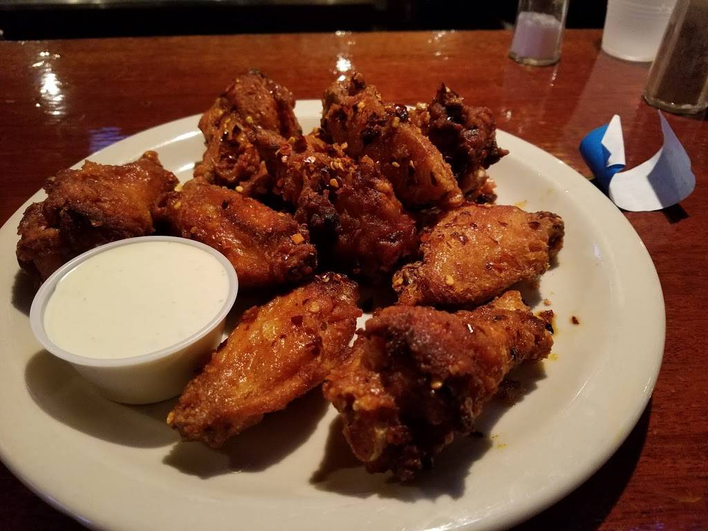 Smokey Joes | restaurant | 210 S 40th St, Philadelphia, PA 19104, USA | 2152220770 OR +1 215-222-0770