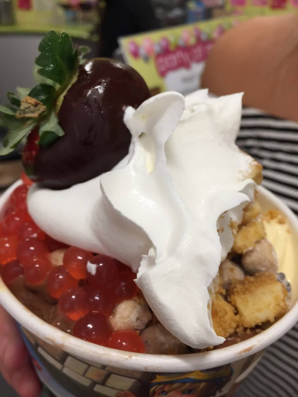 Menchies Frozen Yogurt | bakery | 1300 Ernest W Barrett Pkwy NW, Kennesaw, GA 30152, USA | 6787372247 OR +1 678-737-2247