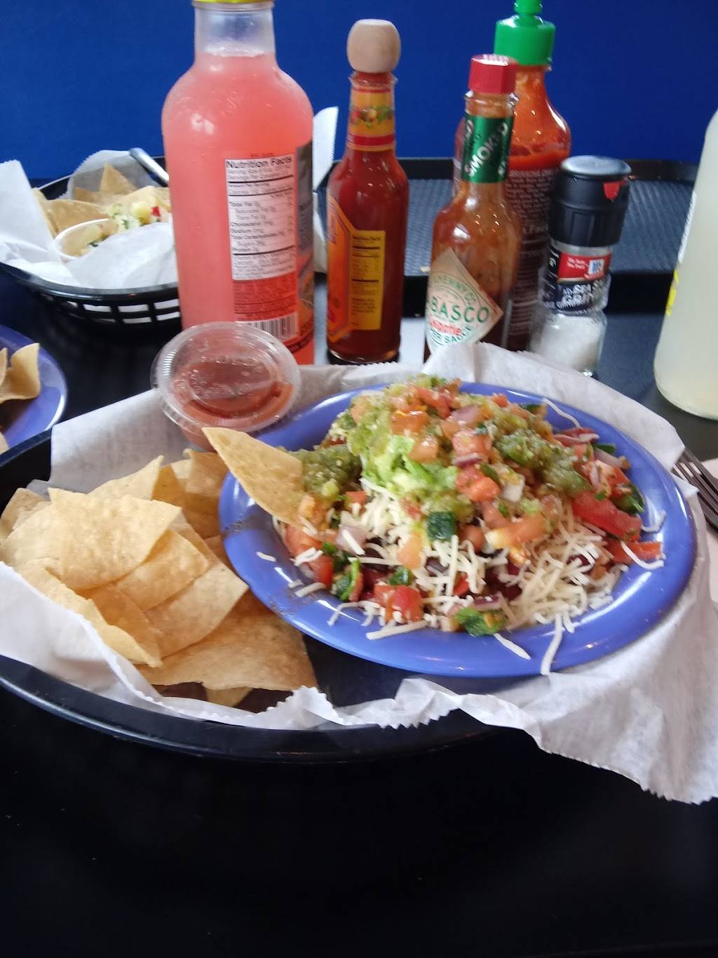 Mojo Burrito | restaurant | 9447 Bradmore Ln, Ooltewah, TN 37363, USA | 4235316656 OR +1 423-531-6656