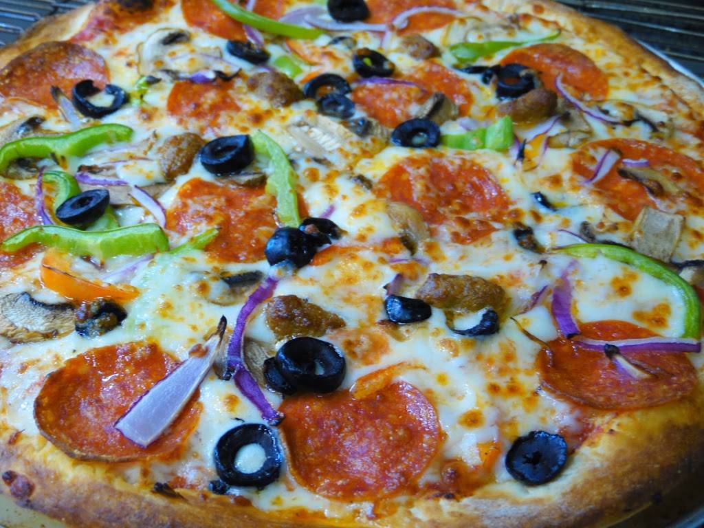 Georgios Pizzeria | meal delivery | 4964 W 190th St, Torrance, CA 90503, USA | 3103714874 OR +1 310-371-4874