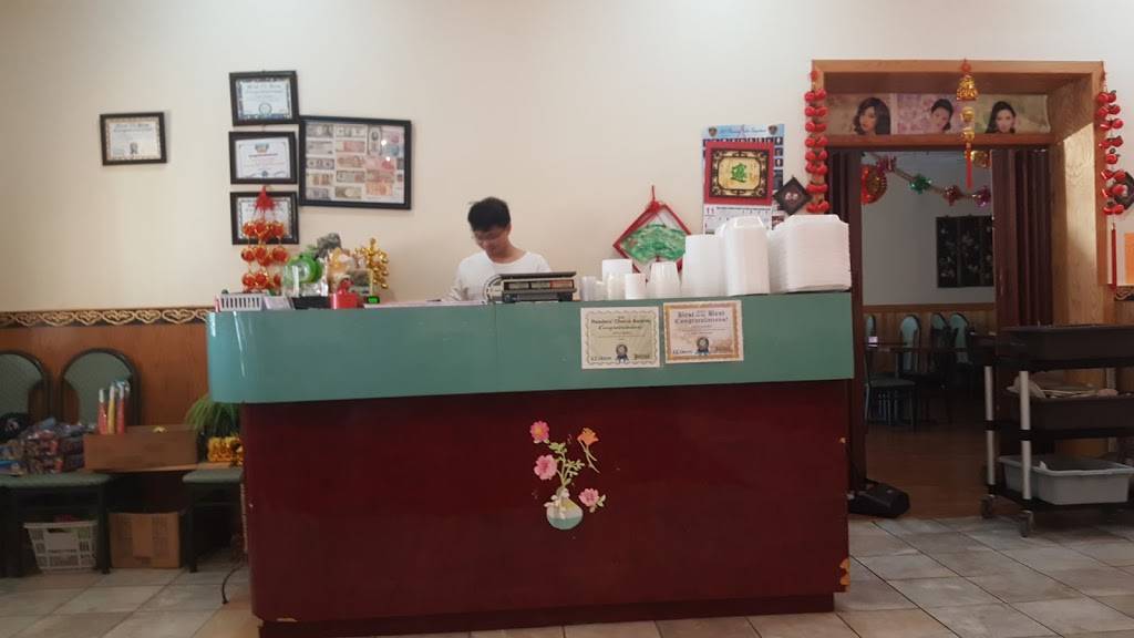 Lins Garden Buffet | restaurant | 108 W State St, Princeton, IN 47670, USA | 8123853251 OR +1 812-385-3251