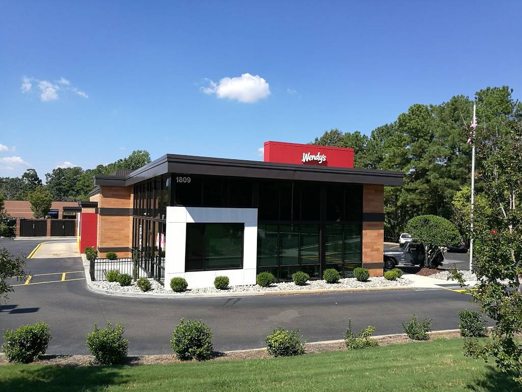 Wendys | restaurant | 1809 N Harrison Ave, Cary, NC 27513, USA | 9196779002 OR +1 919-677-9002