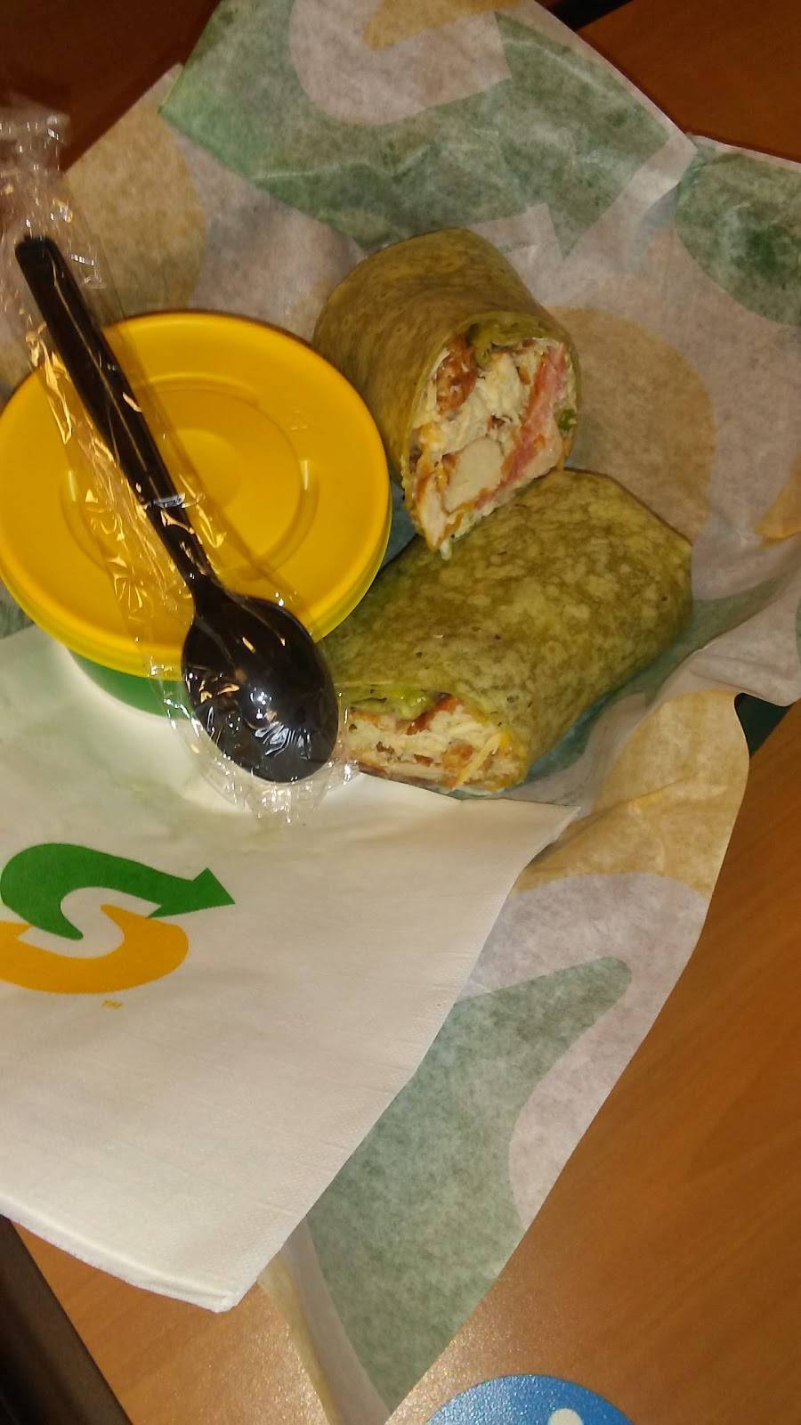 Subway | restaurant | 238 E Main St, Marshall, WI 53559, USA | 6086553331 OR +1 608-655-3331