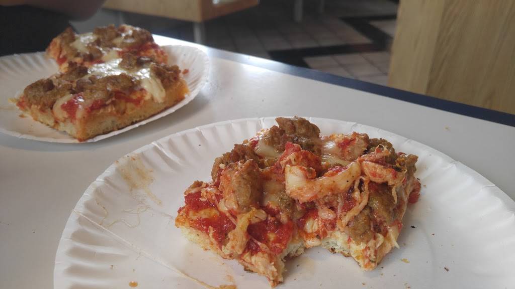 Mr Pizza | restaurant | 1204 E Washington St, New Castle, PA 16101, USA | 7246586603 OR +1 724-658-6603