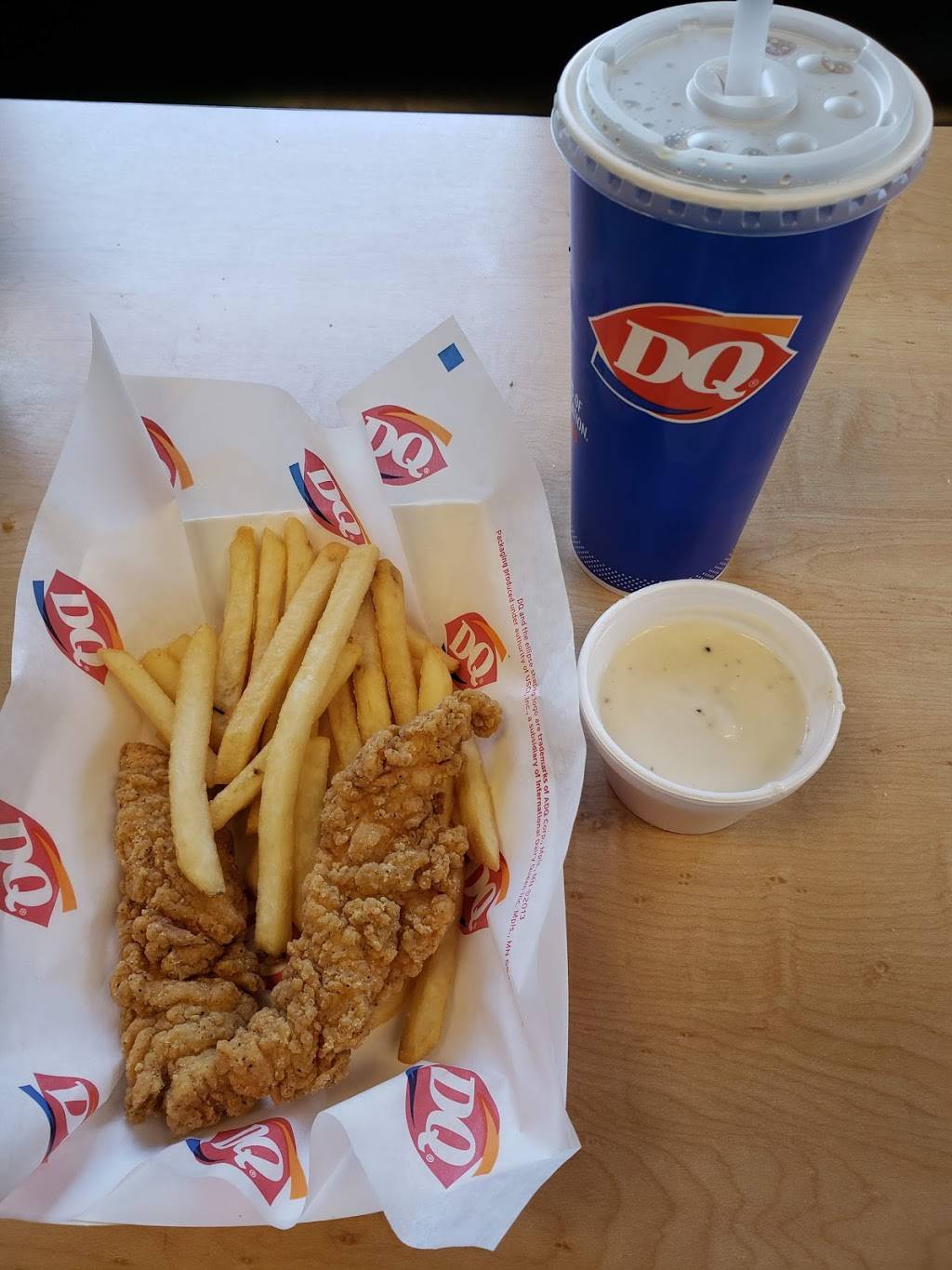 Dairy Queen Grill & Chill | restaurant | 202 LA-5, Logansport, LA 71049, USA | 3186972687 OR +1 318-697-2687