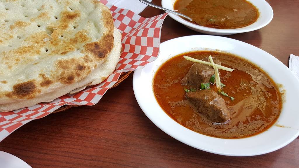 Nirala Sweets and Restaurant | restaurant | 2818 Markham Rd, Scarborough, ON M1X 1E6, Canada | 4162917232 OR +1 416-291-7232