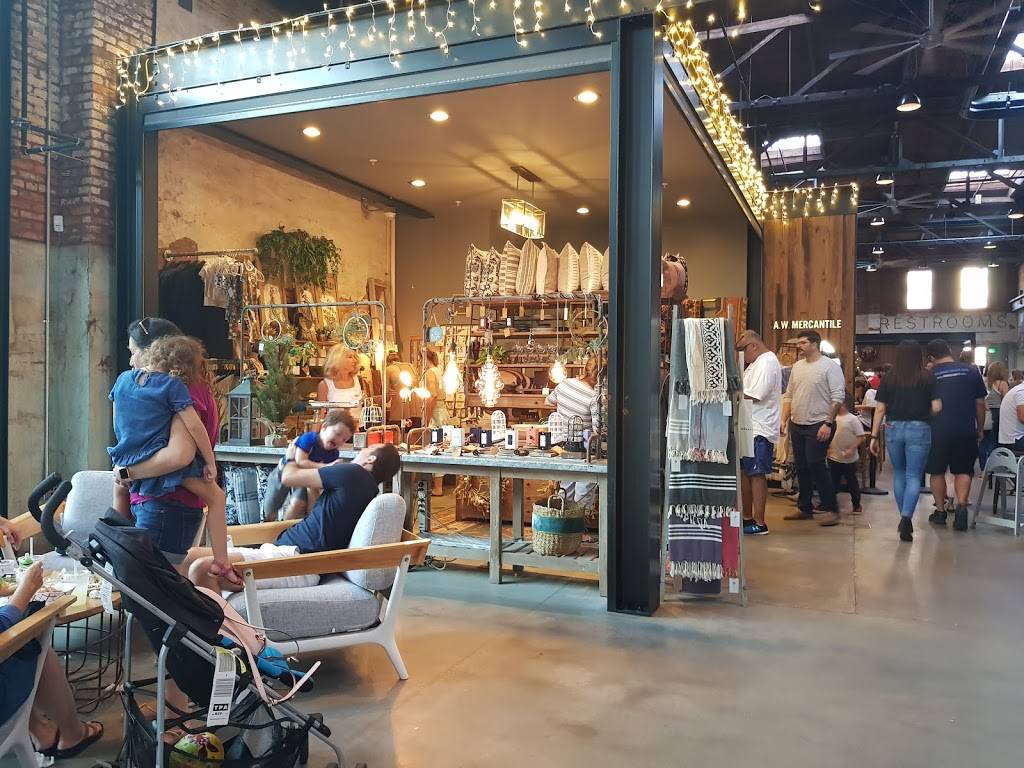 Heights Public Market | restaurant | 1910 N Ola Ave, Tampa, FL 33602, USA | 8132503725 OR +1 813-250-3725