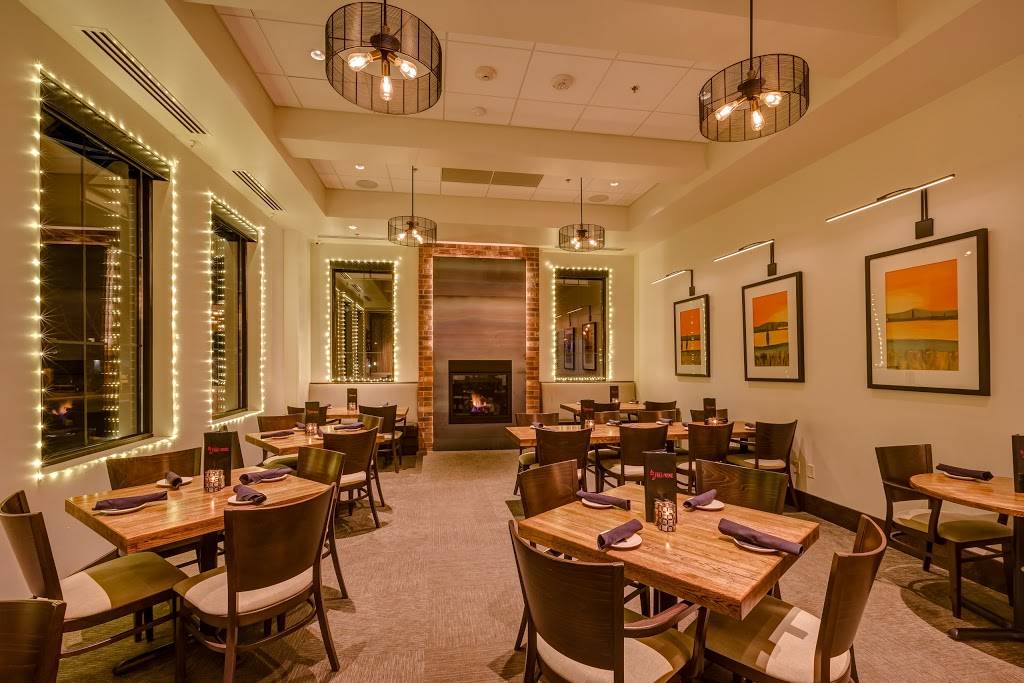 Abruscis Fire & Vine | restaurant | 2200 Youngfield St, Lakewood, CO 80215, USA | 3032322424 OR +1 303-232-2424